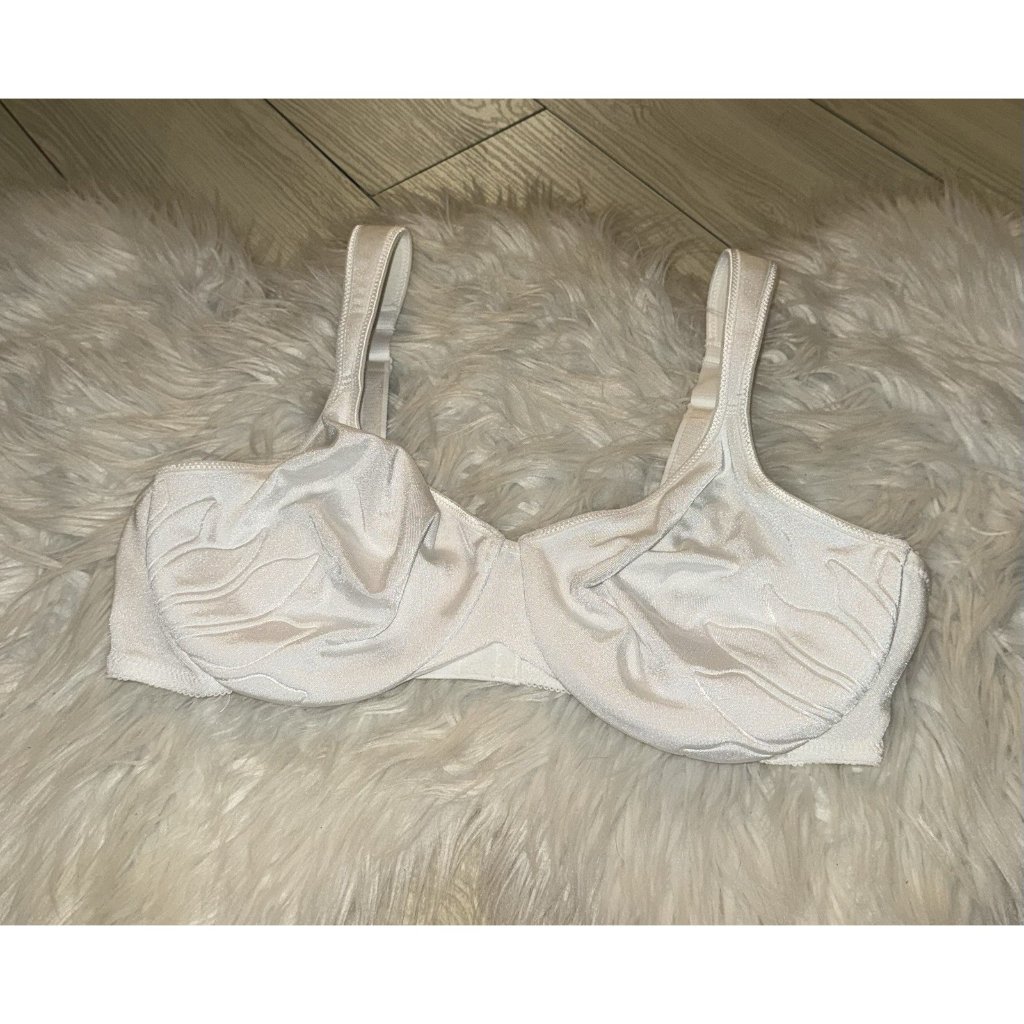 Bali 3353 Live It Up Seamless T Shirt Bra Unlined Underwire Womens 40c White